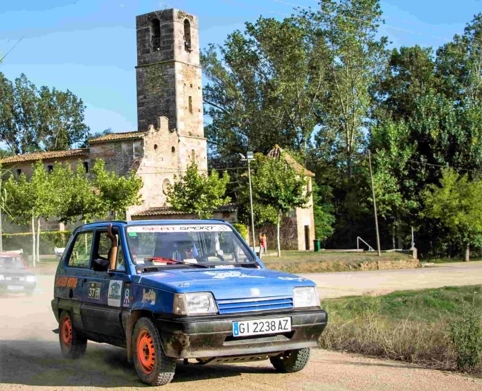 Coche Panda para regularidad offline